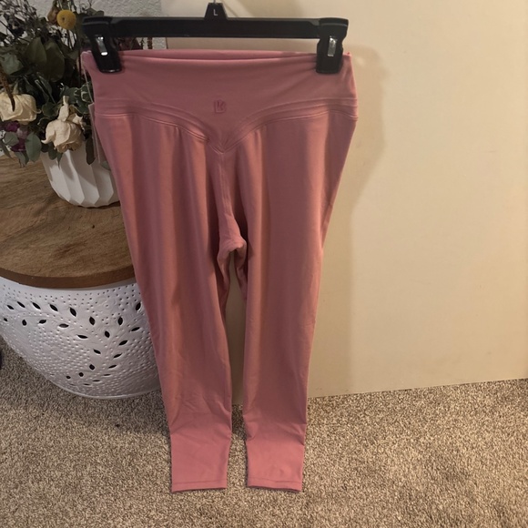 Buffbunny pink leggings, New with tags size large $70 - Picture 6 of 6